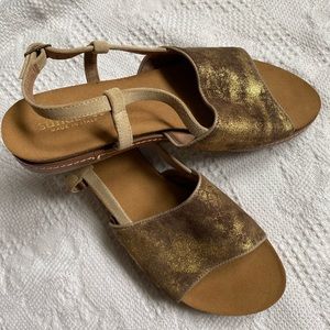 Sundance Italian Golden Leather Sandals